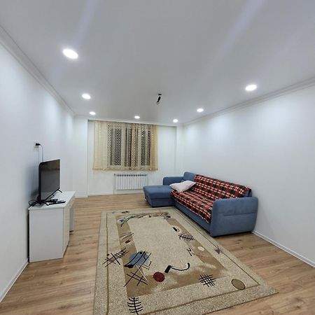 Uzak Apartment 2 Алмати Екстер'єр фото